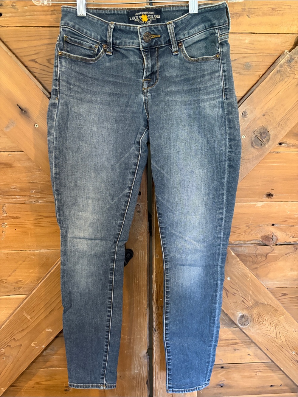 Lucky Brand Women's Skinny Jeans in Medium Blue Wash